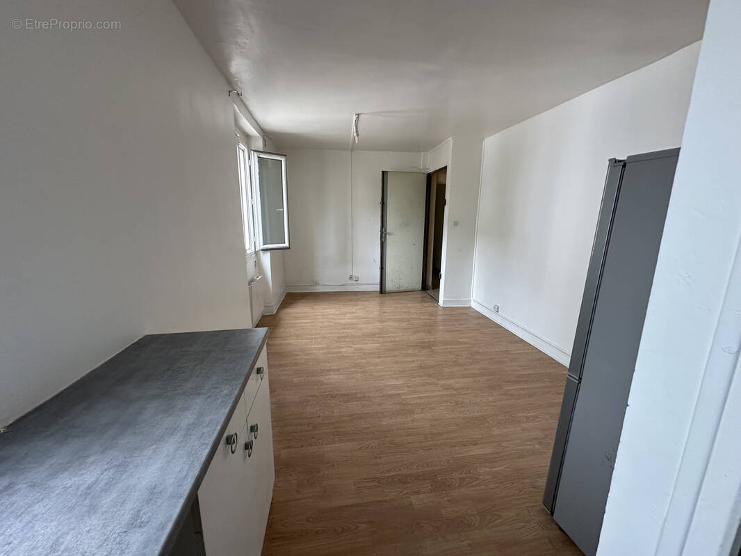 Appartement à STAINS