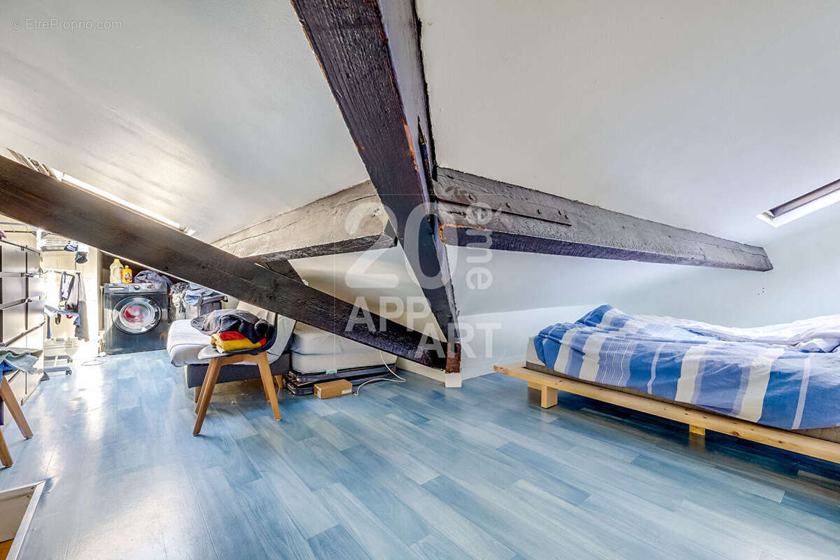 Appartement à PARIS-20E