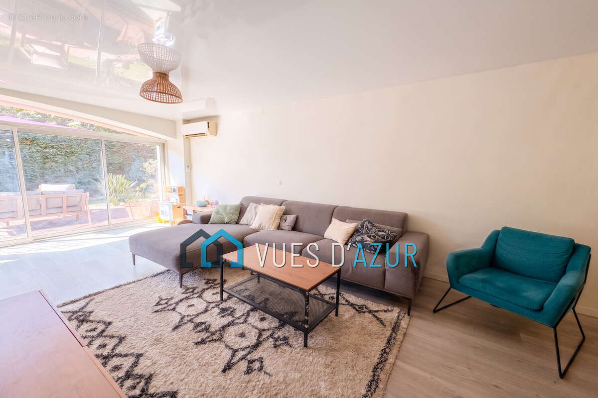 Appartement 79 m² à Antibes  - photo 2
