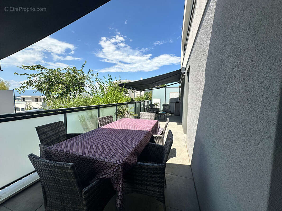Vétraz-Monthoux : Appartement 4 pièces en rez-de-chaussée 79.32 m² avec terrasse de 31.61 m² - photo 7