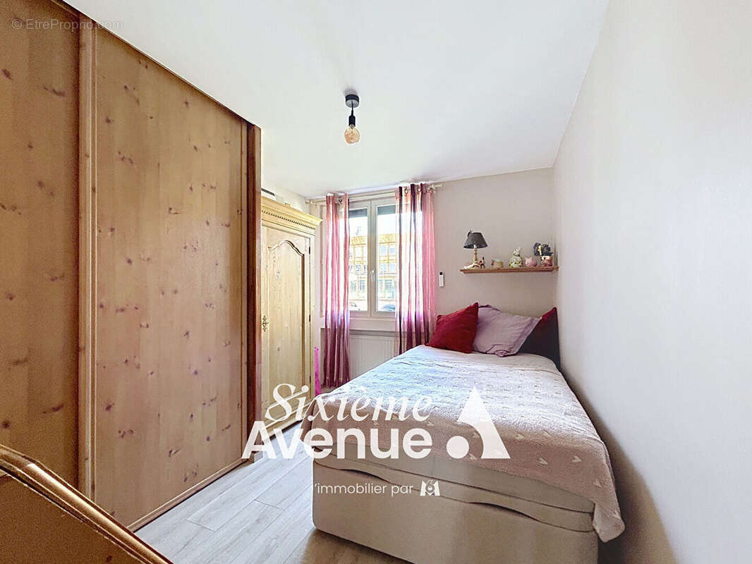 Appartement à DECINES-CHARPIEU