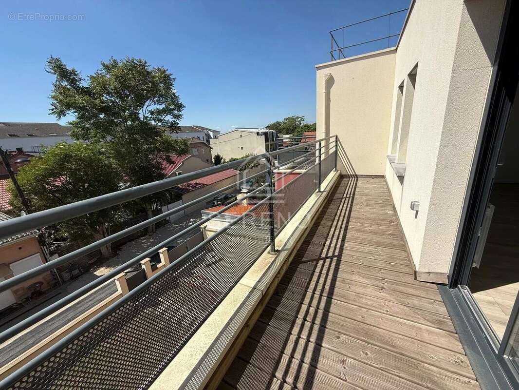 Maison à CHAMPIGNY-SUR-MARNE