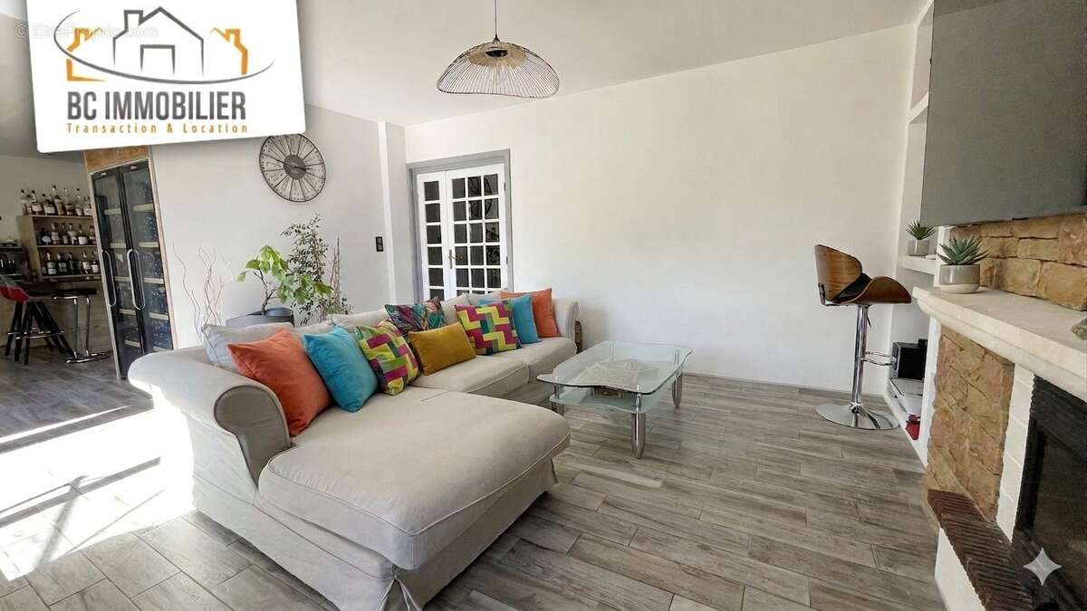 Appartement 143 m² à Prevessin-Moens  - photo 3