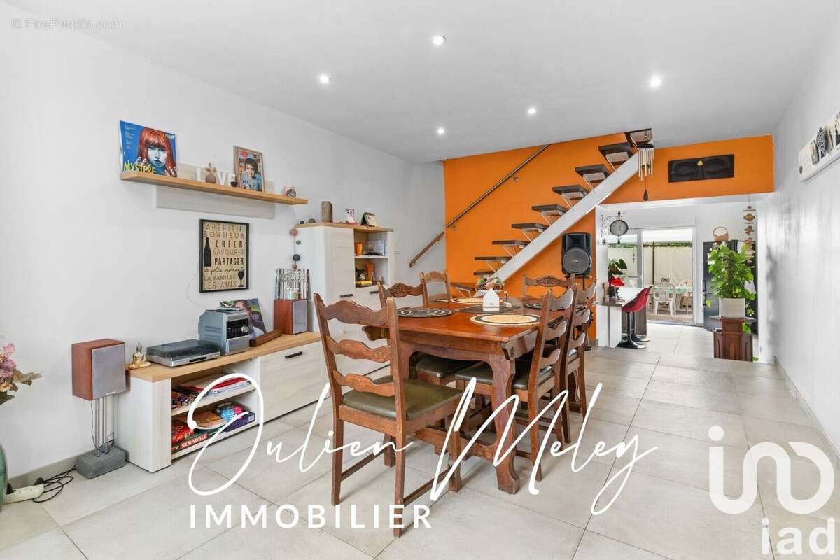 Photo 3 - Appartement à VIEUX-CHARMONT