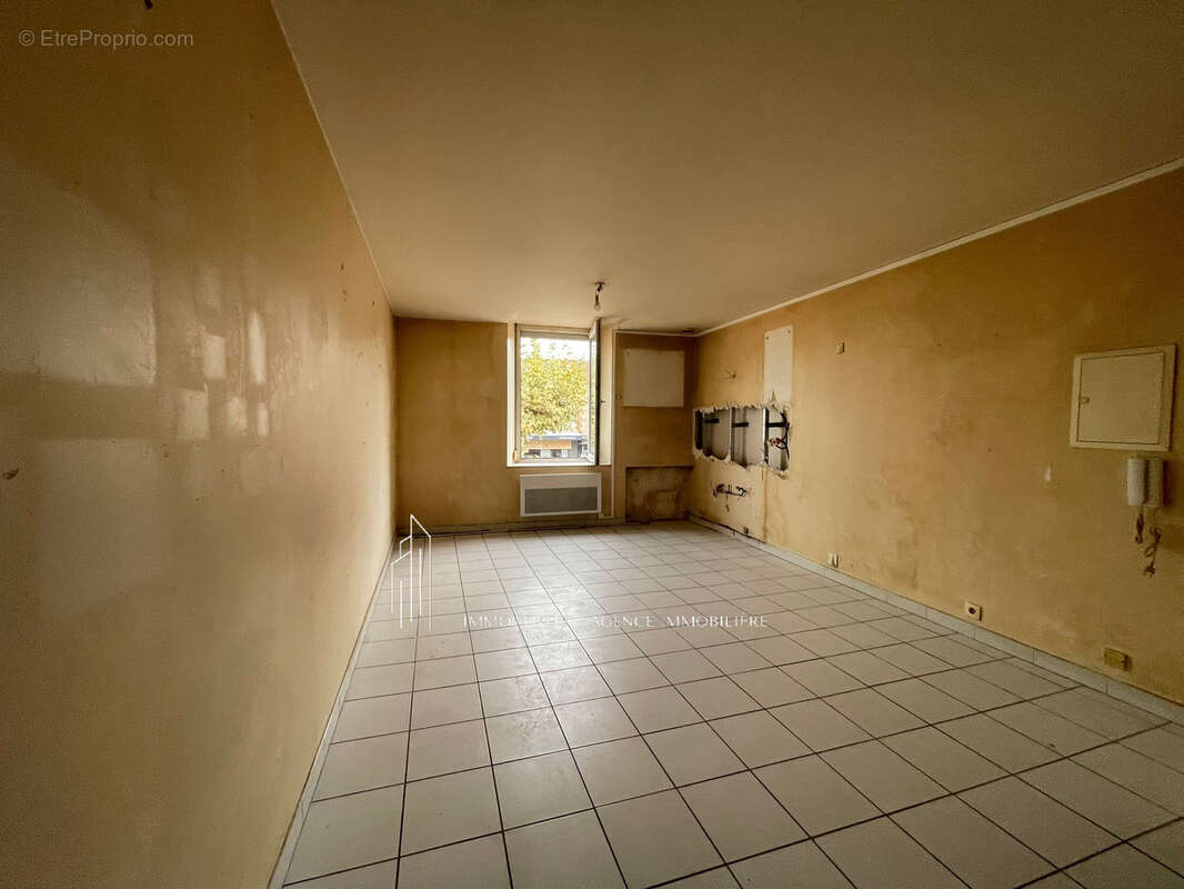 Appartement à SARRAS