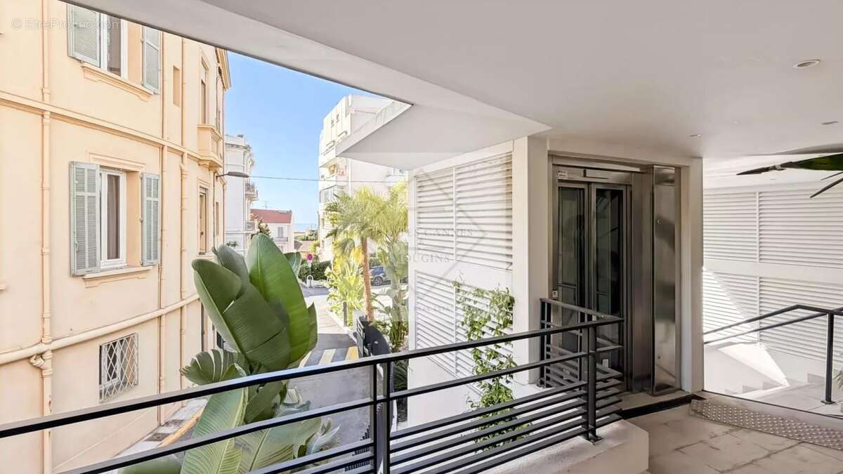 Appartement à CANNES