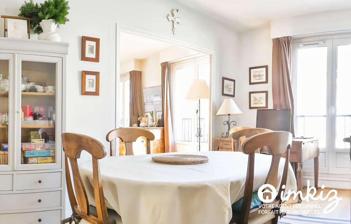 Appartement à VERSAILLES