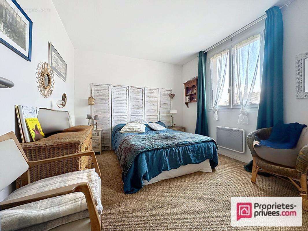 Coup de coeur à Touques ? Maison de 100 m² rénovée avec jardin intimiste et garage à 5 min de Deauville - photo 9