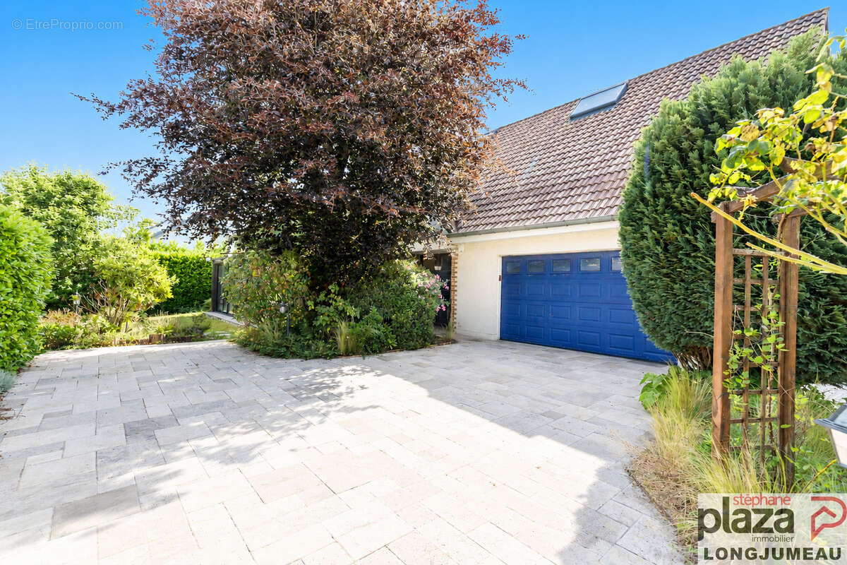 Maison à BALLAINVILLIERS