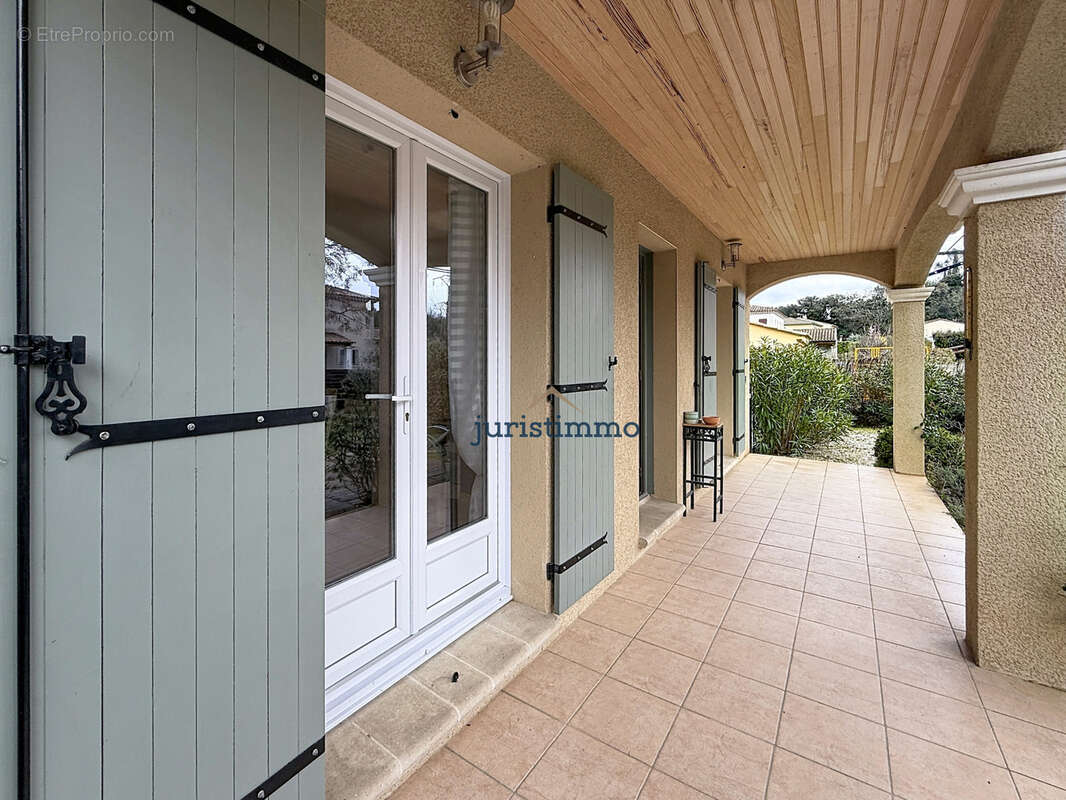 A 1,5 kms du centre ville-maison de plain-pied-3 chambres-piscine-520 m2 de terrain - photo 20
