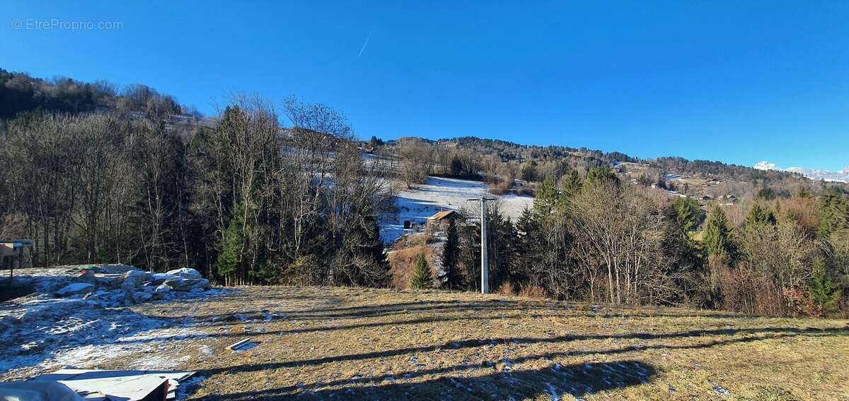 Terrain à SAINT-GERVAIS-LES-BAINS