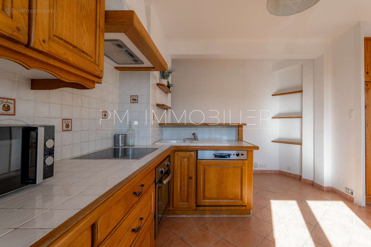 Appartement à MARSEILLE-10E