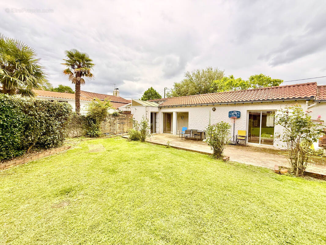Maison à SAINT-AIGNAN-GRANDLIEU