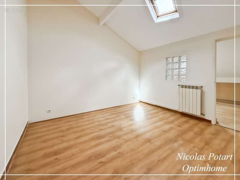 Maison 4 pièces avec cour, préau et bureau – Centre de Lacroix-Saint-Ouen - photo 14