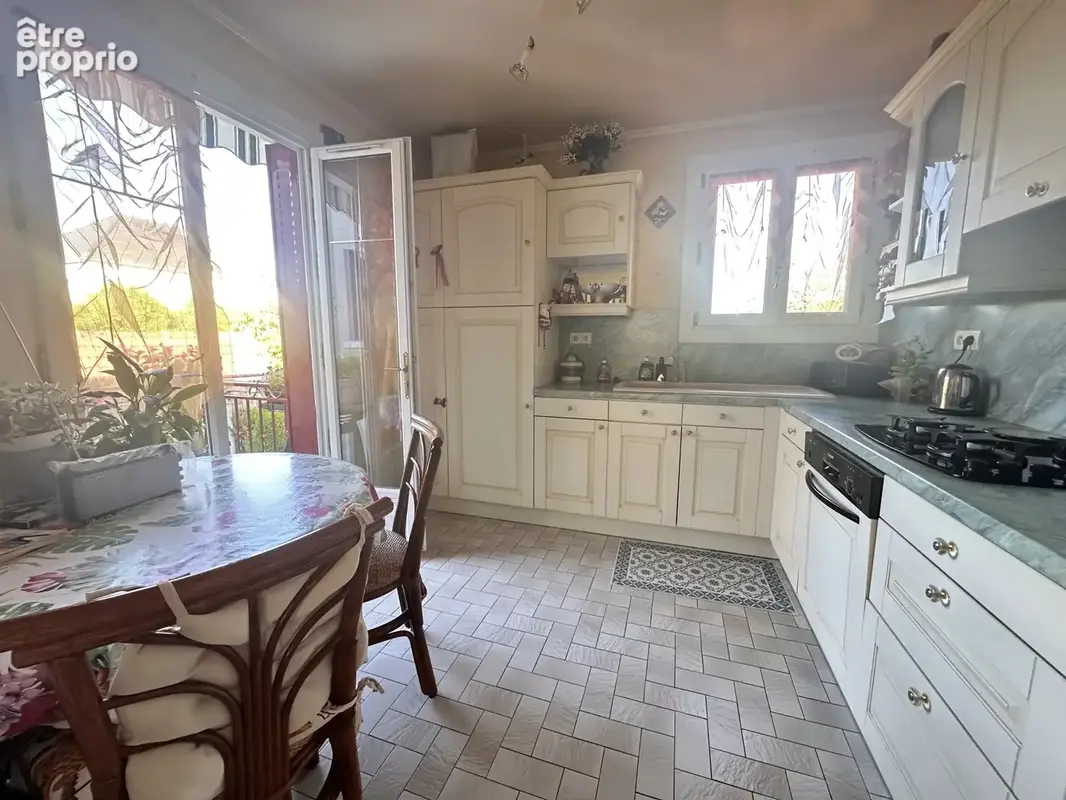 Maison 100 m2  sur beau terrain de 630 m2 - photo 4