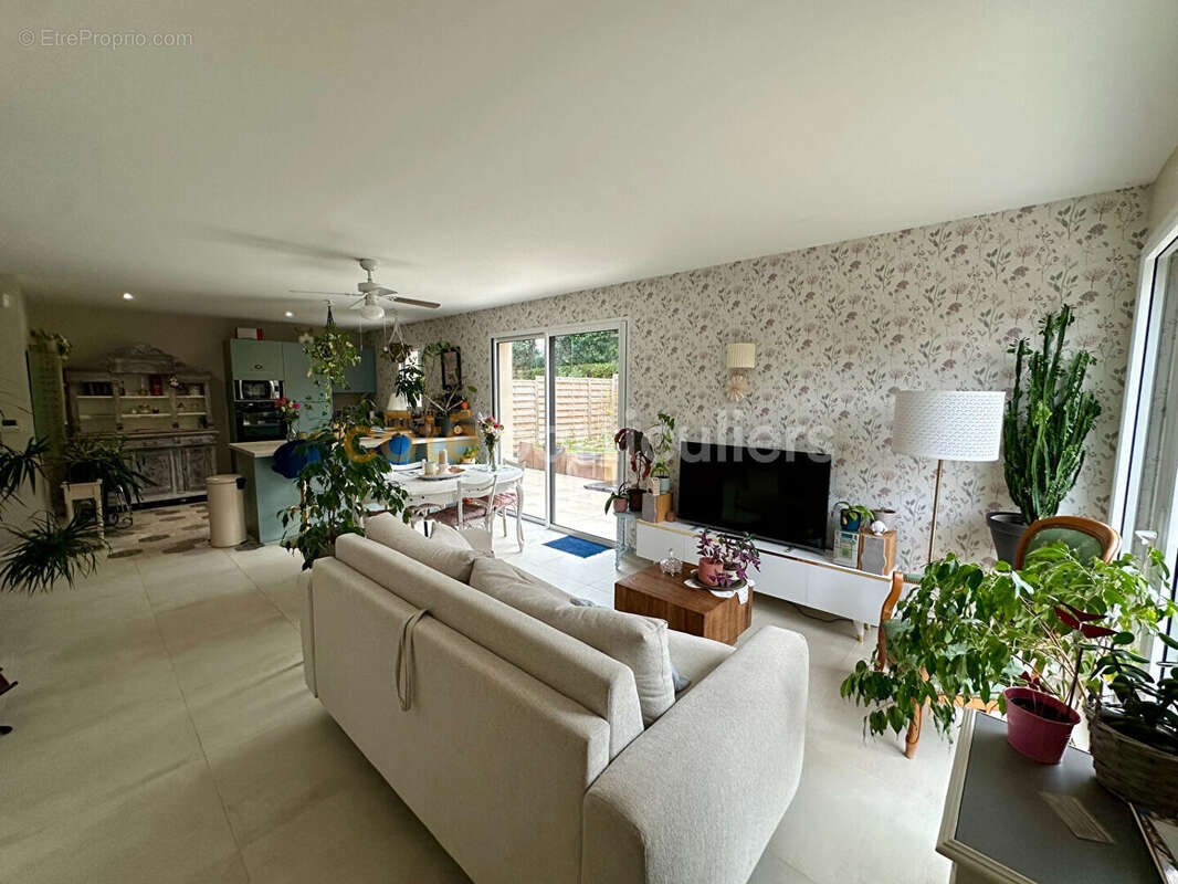 Maison à LE MAY-SUR-EVRE