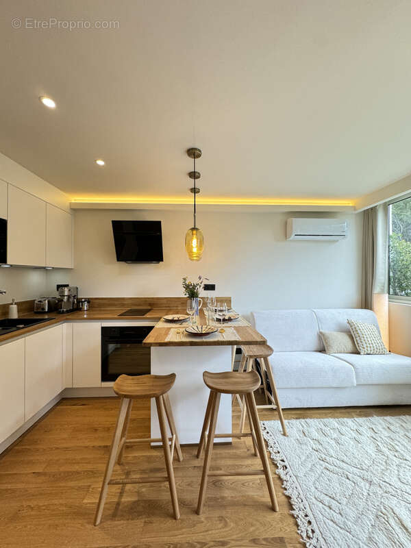 Appartement à SIX-FOURS-LES-PLAGES