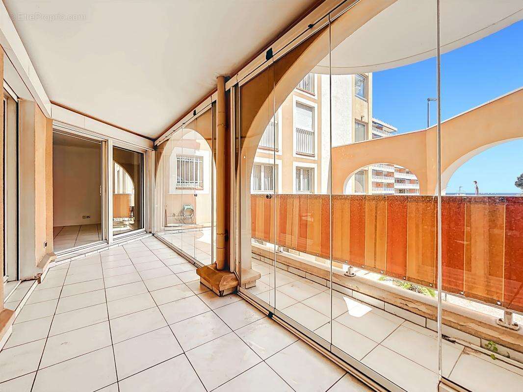 Appartement à FREJUS