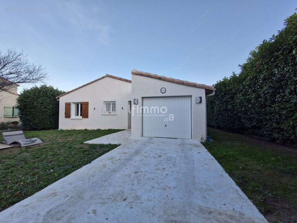 Maison plein pied Montlegun - photo 11