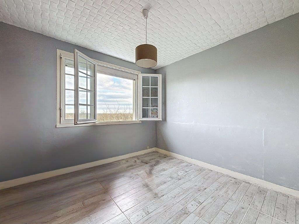 Maison à PICAUVILLE