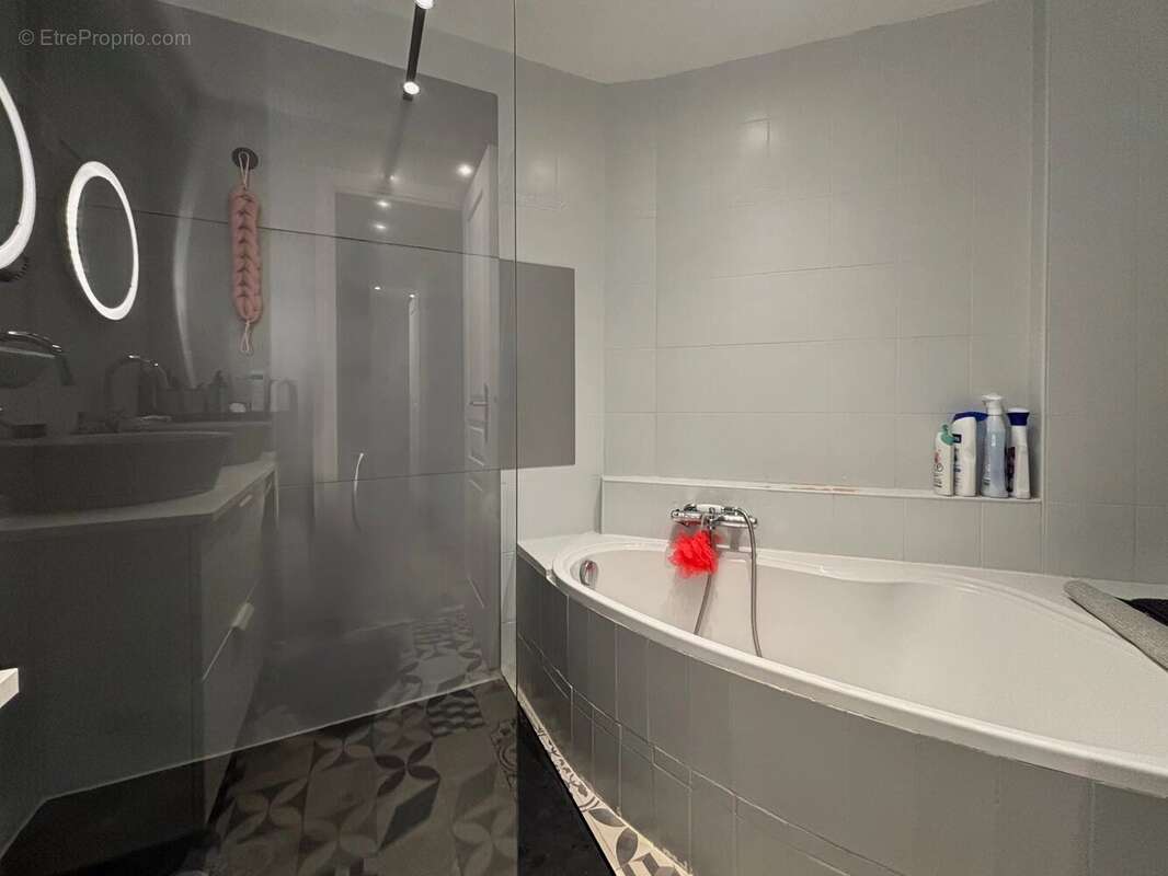 Appartement à CAGNES-SUR-MER