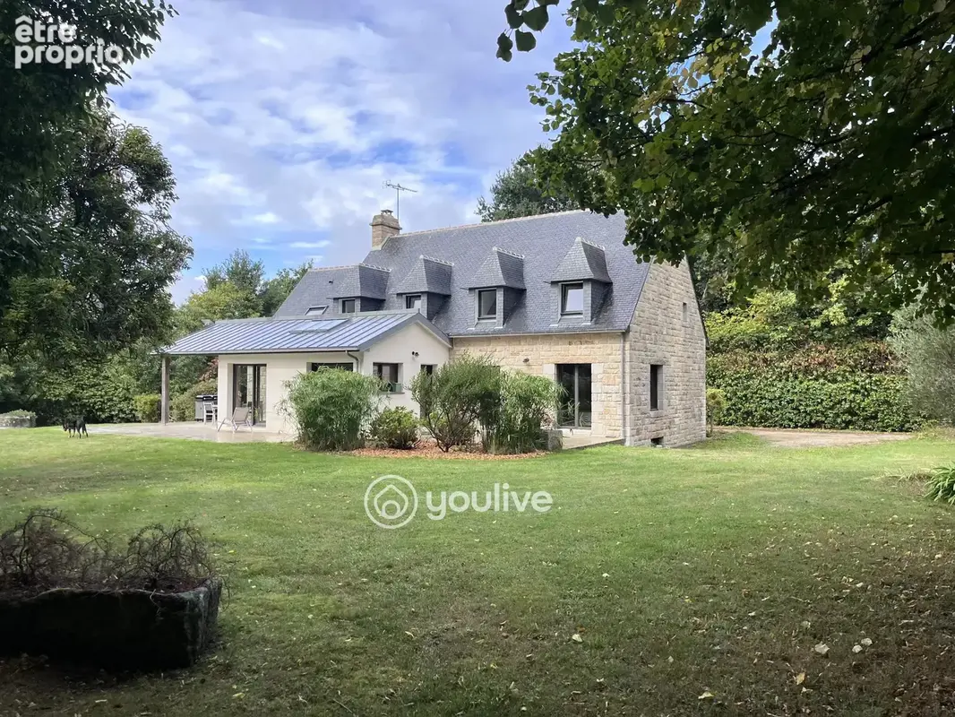 Photo Maison à Pleuven au prix de 785 000€