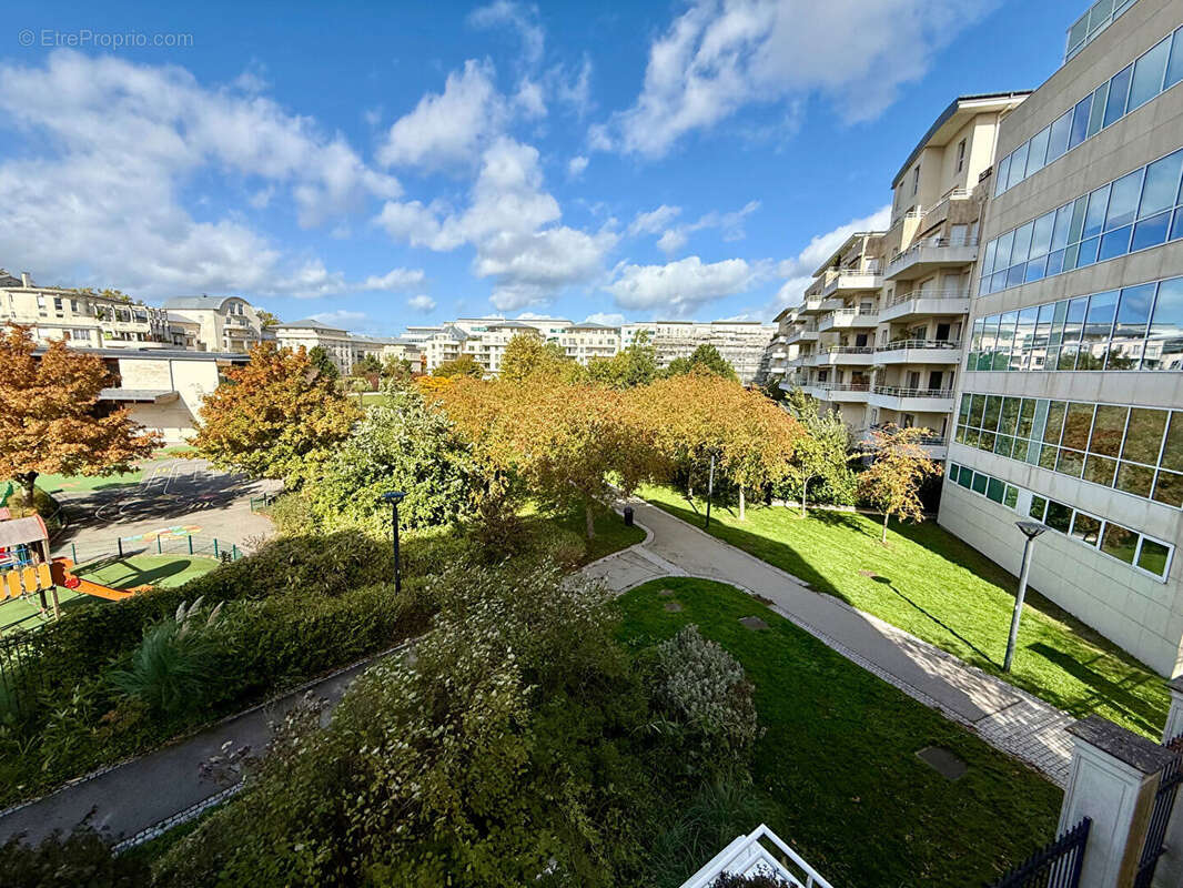 Appartement à MONTIGNY-LE-BRETONNEUX