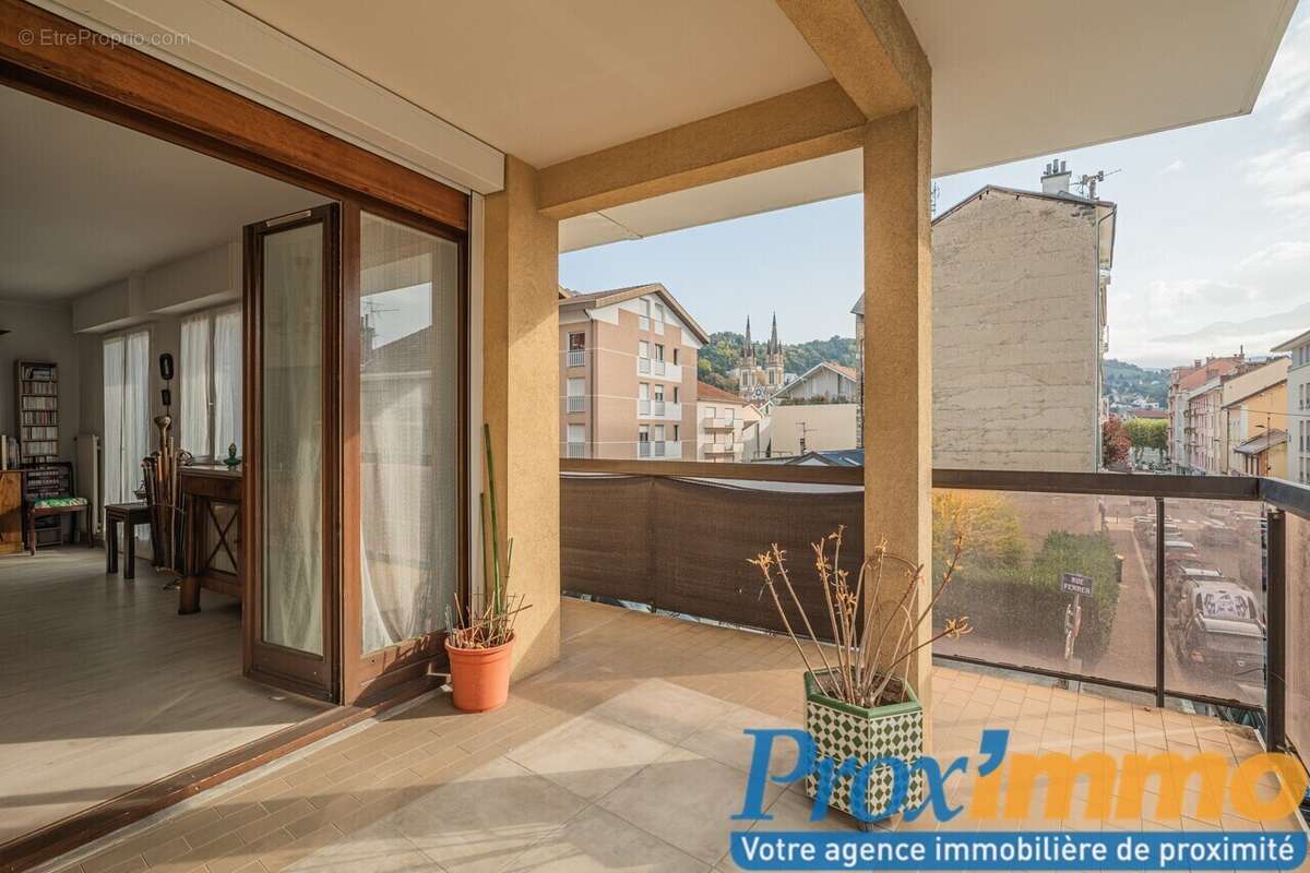 Appartement à VOIRON