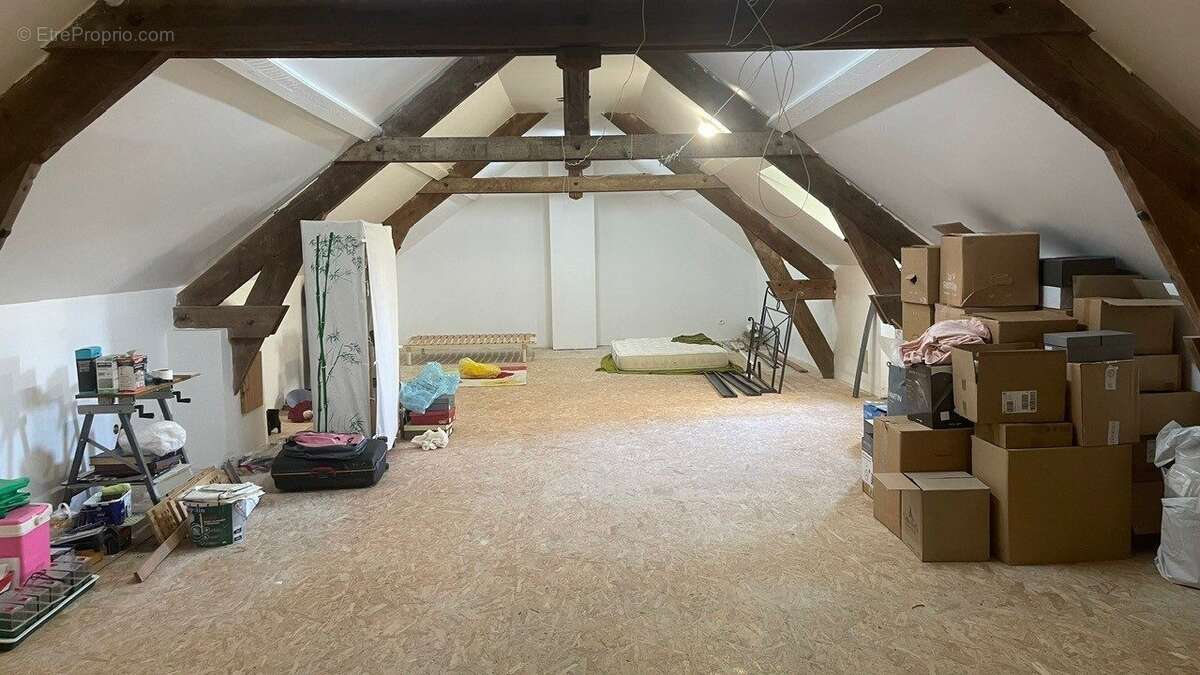 Maison à MESNIL-SAINT-NICAISE