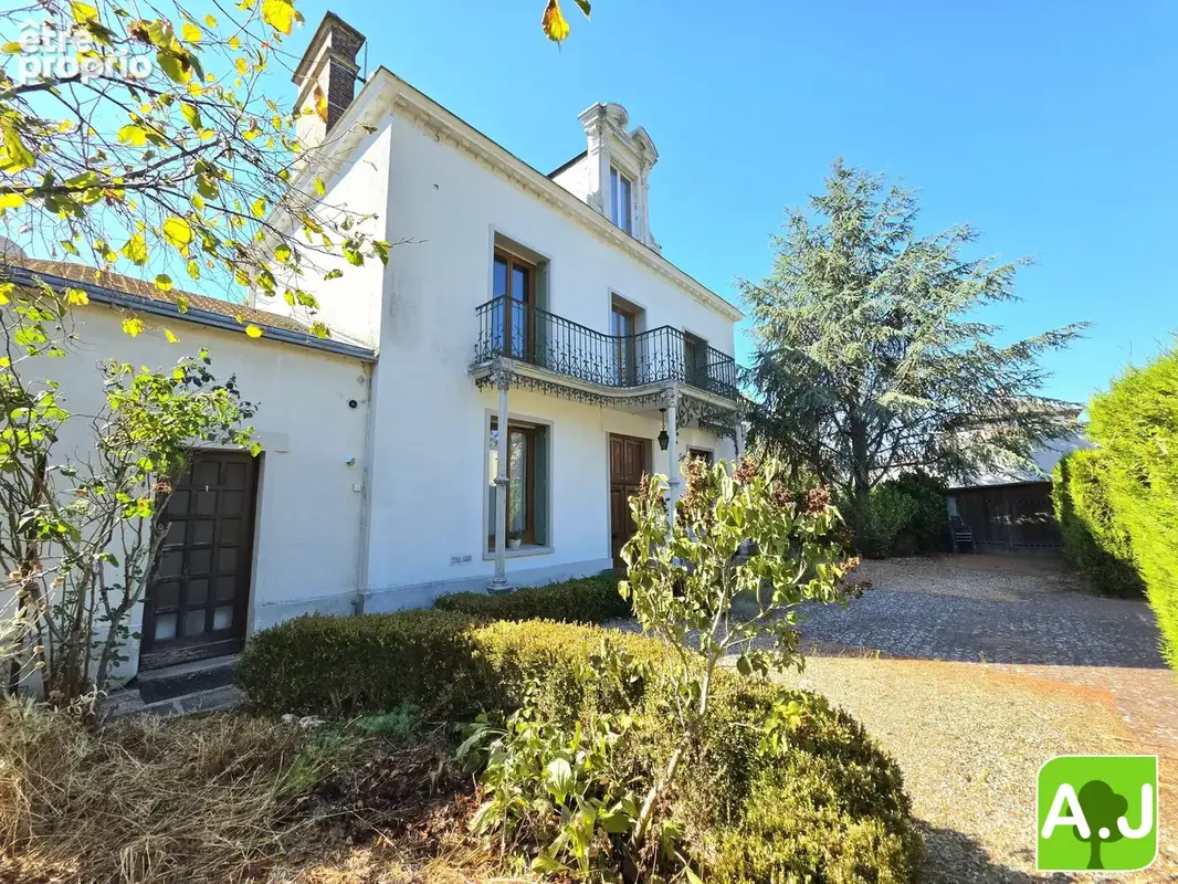 Maison 8 pièces 165 m² à vendre à Ezy-Sur-Eure (27530) - photo 4