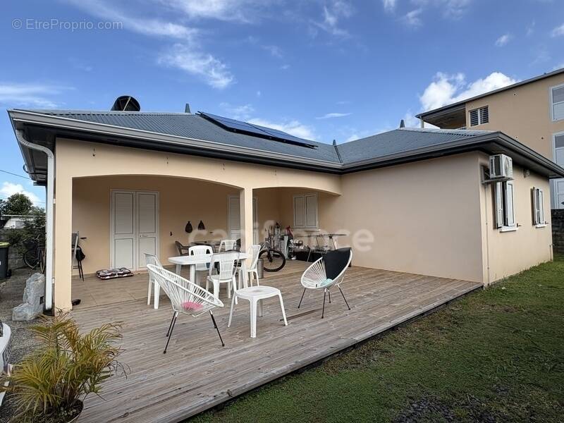 Maison à BRAS-PANON