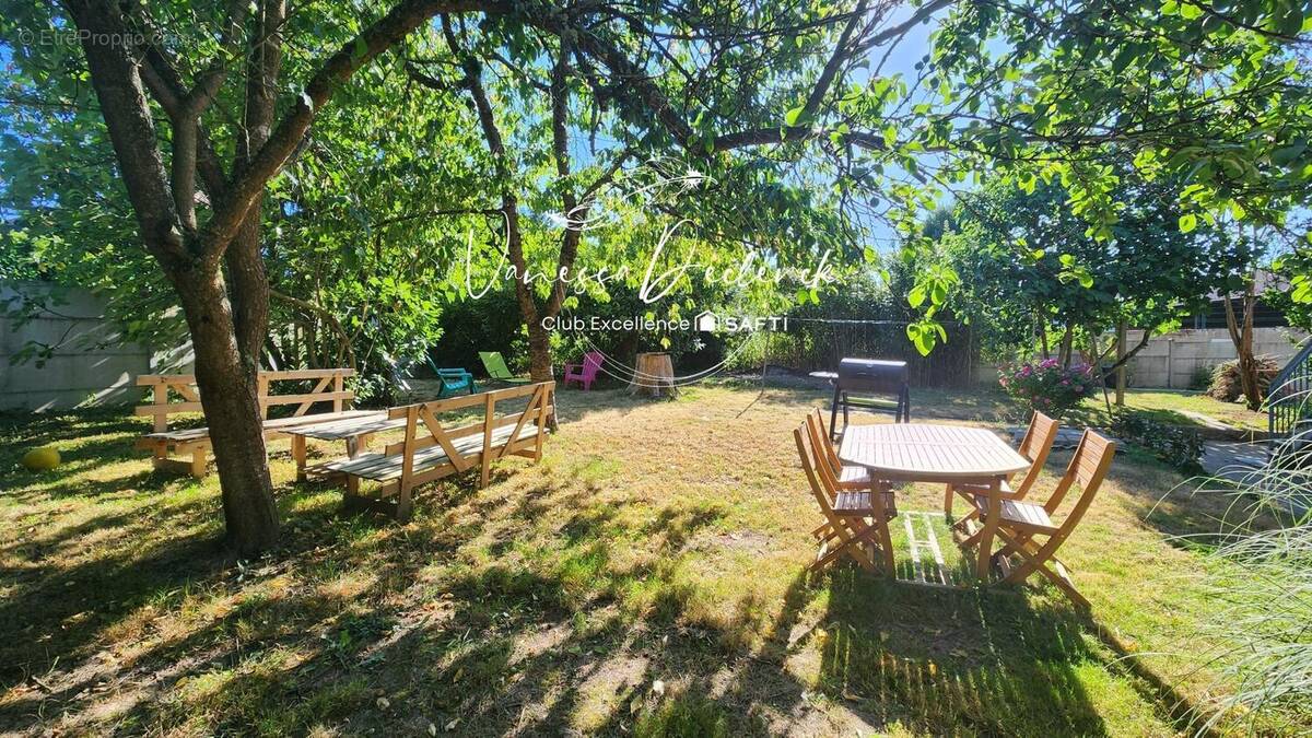 Photo 1 - Maison à SERMAISE