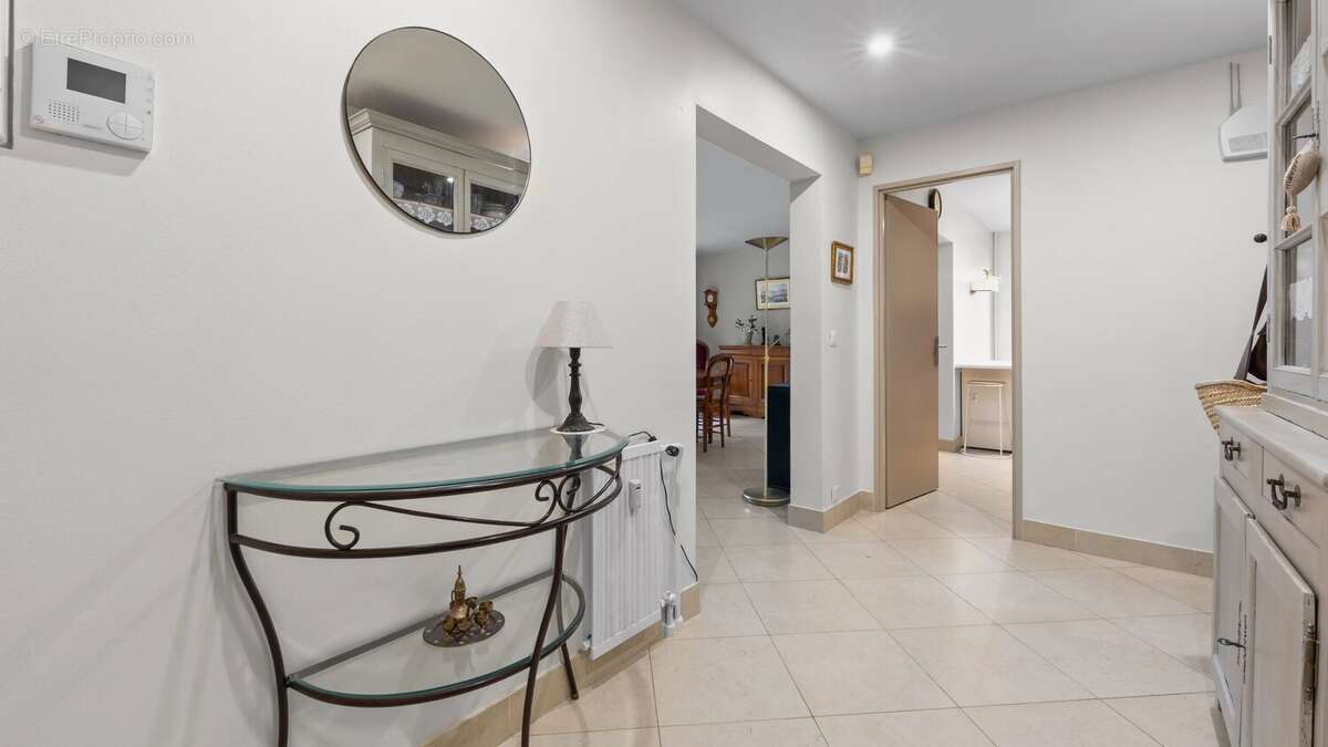 Appartement à GARCHES