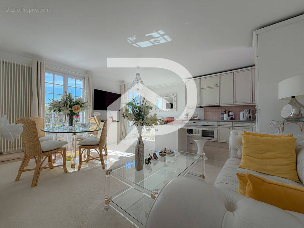 Appartement à PARIS-19E