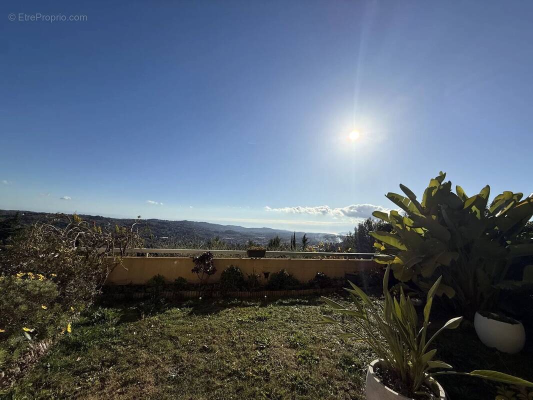 Appartement à GRASSE