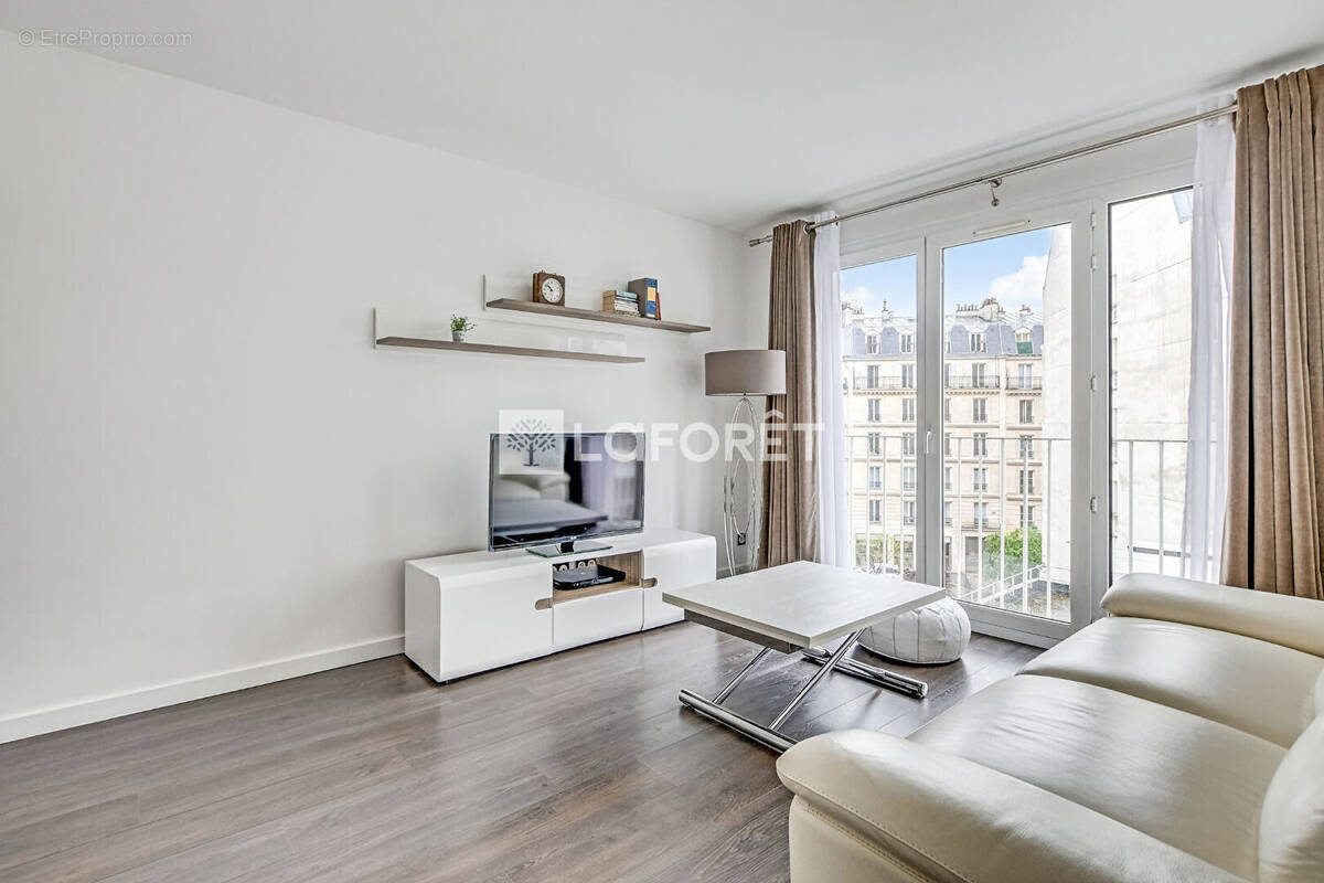 Appartement à PARIS-12E