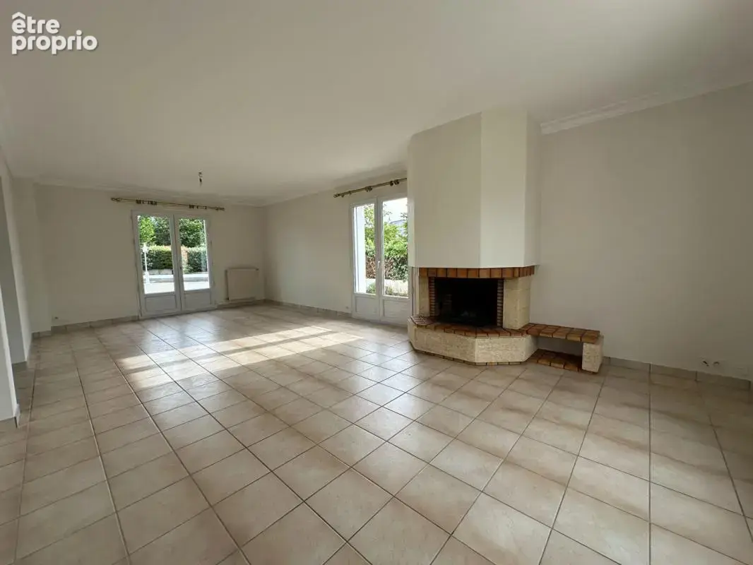 Maison Sainte Luce Sur Loire 5 pièce(s) 112 m2 - photo 2