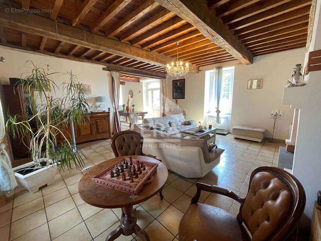 Maison à GAYAN