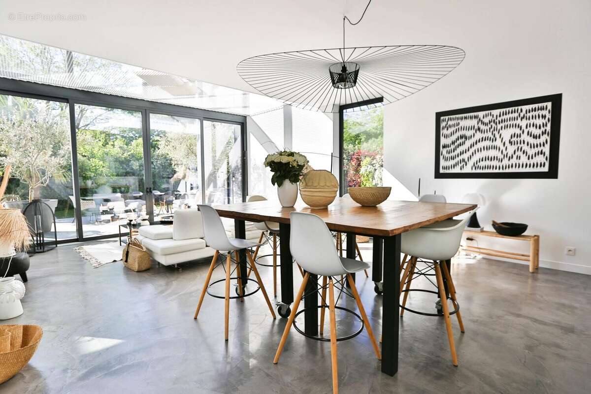 Maison à CHESSY