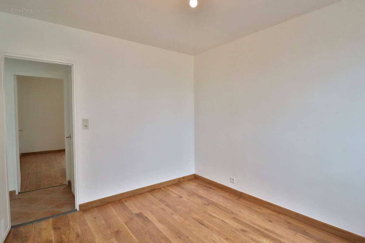 Troyes - appartement t3 renove - photo 6