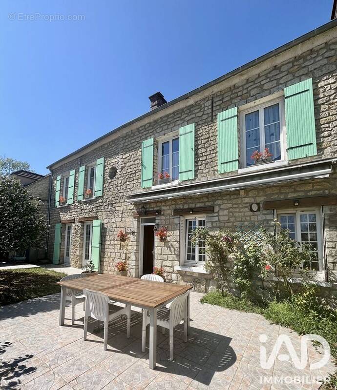 Photo 1 - Maison à ARRONVILLE