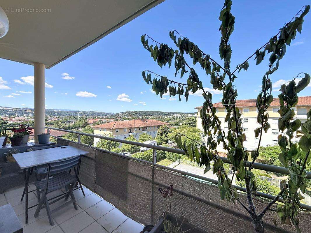 Appartement à GRIGNY