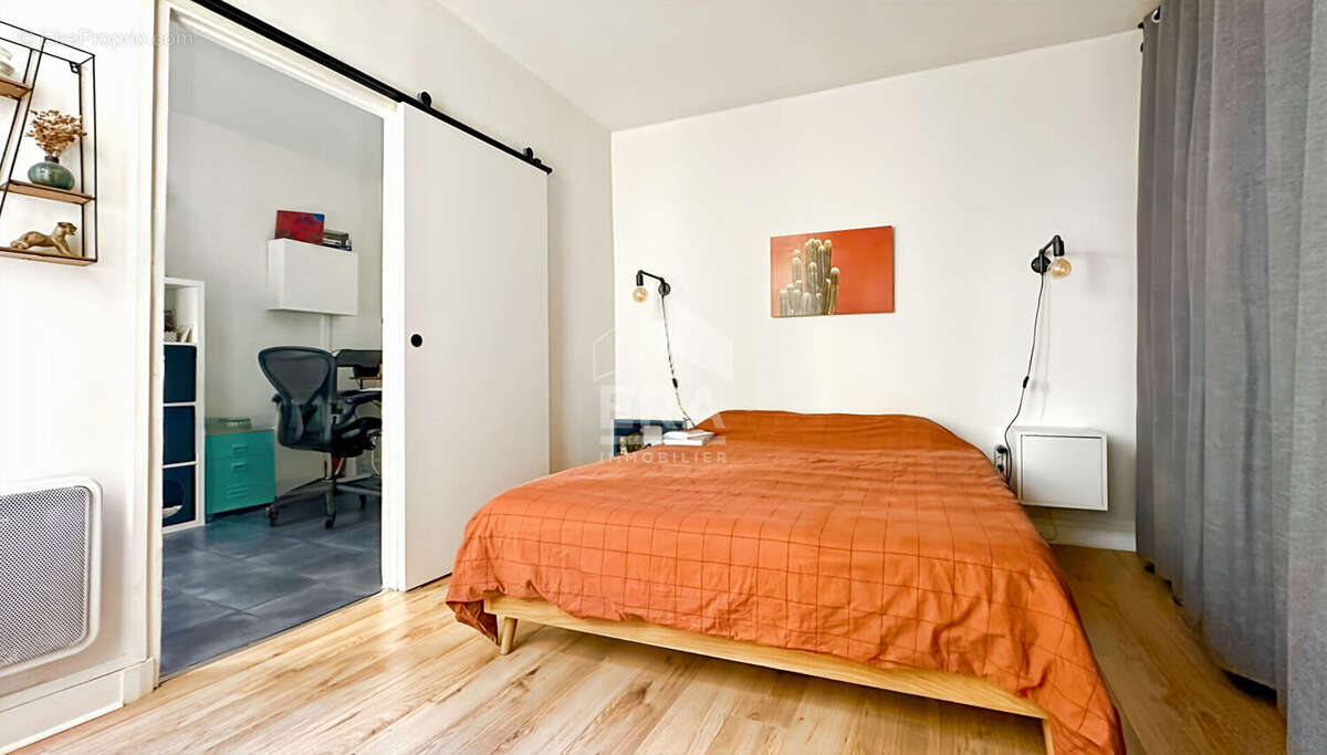 Appartement à PARIS-10E
