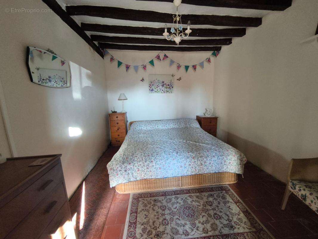 Maison à CHAZE-HENRY