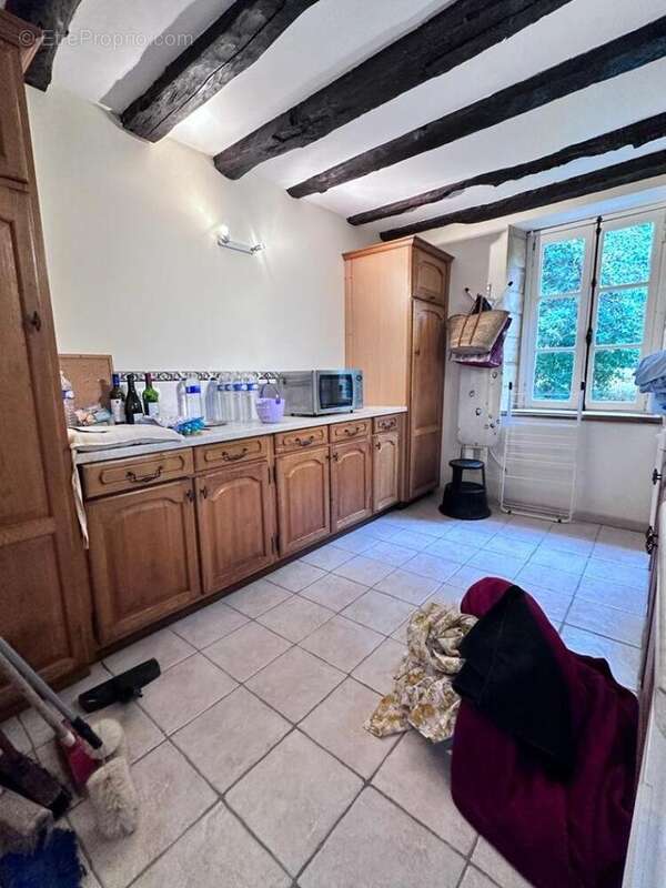 2ème cuisine - Maison à SAINT-FELIX-DE-REILLAC-ET-MORTEMART