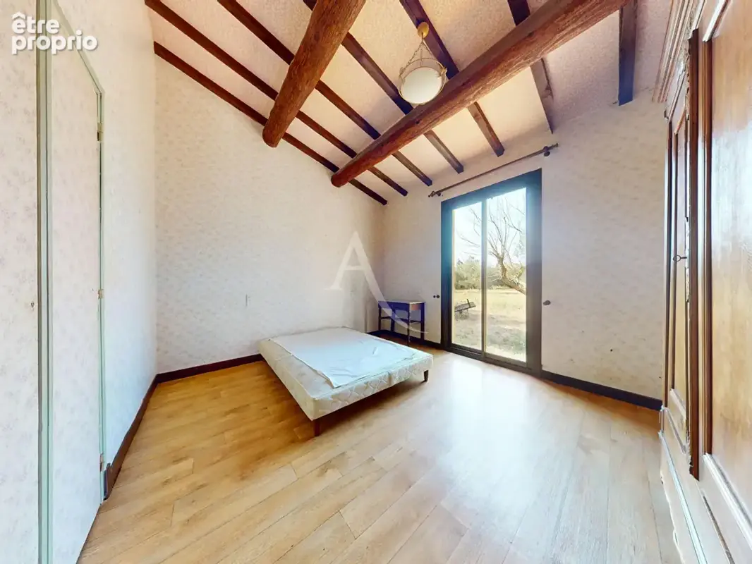 Maison à vendre à Lézignan-Corbières avec terrain de 9000m2 - photo 8
