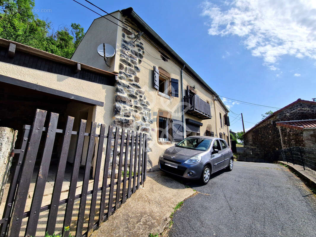 Maison à SAINT-JEAN-DE-NAY