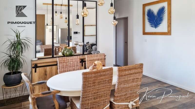 Maison à SAINT-MAGNE-DE-CASTILLON