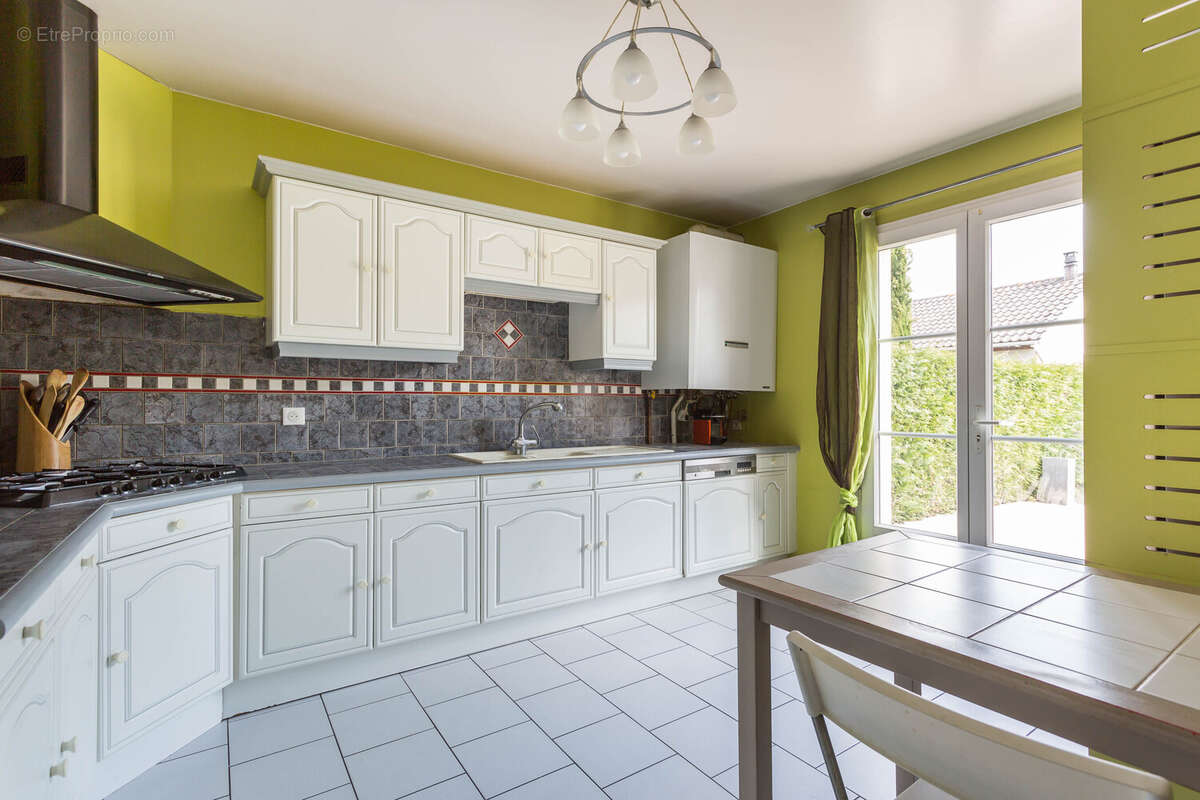 Maison à BALLAINVILLIERS