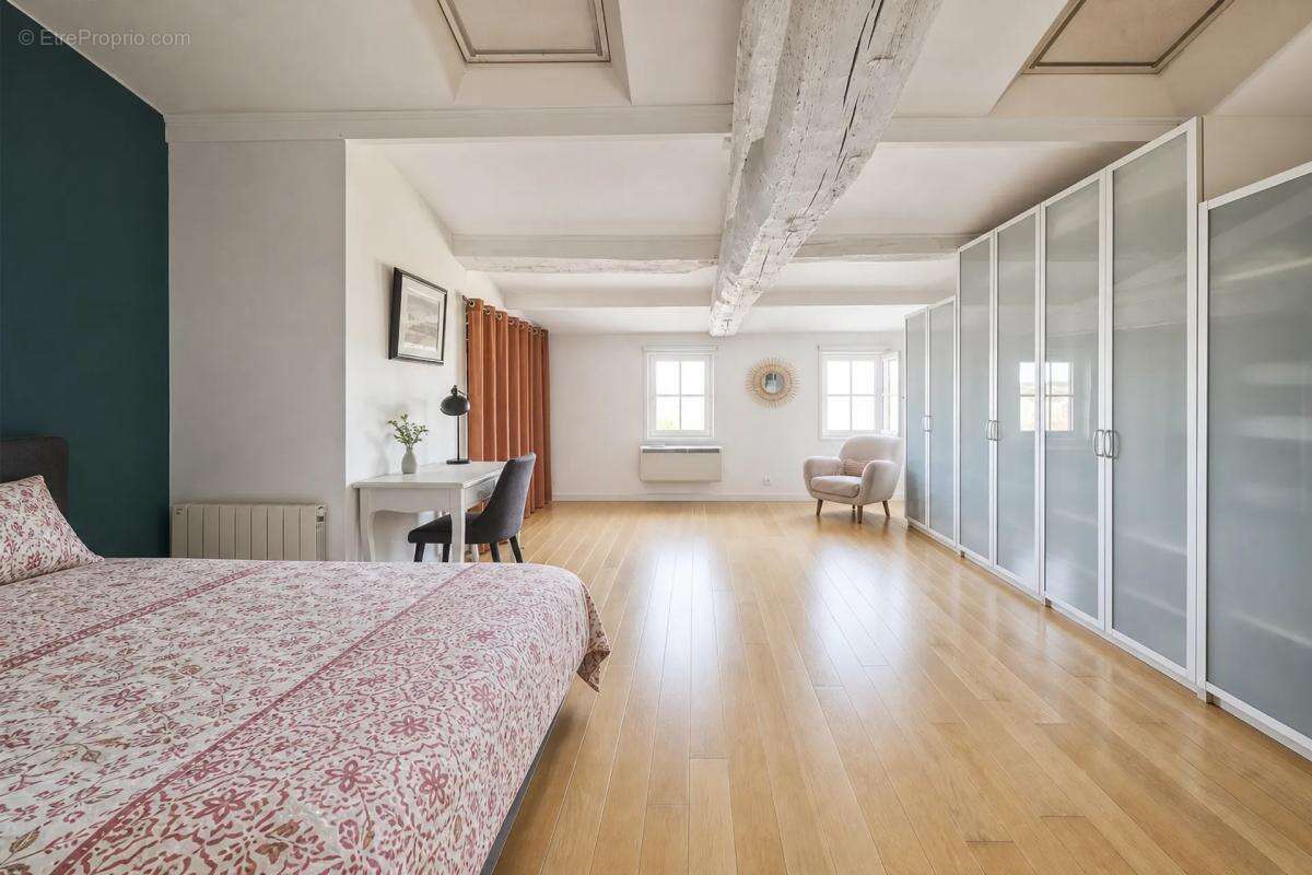 Appartement à SAINTES